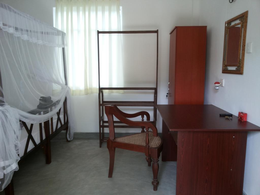 Singha Holidays Mirissa Room photo